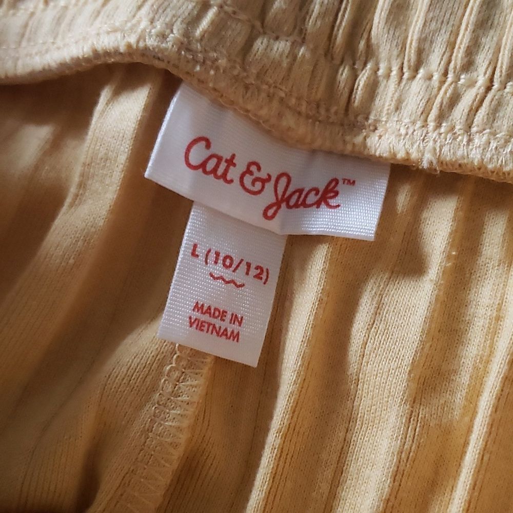 Girls Yellow Ribbed Shorts  - Picture 4 of 4